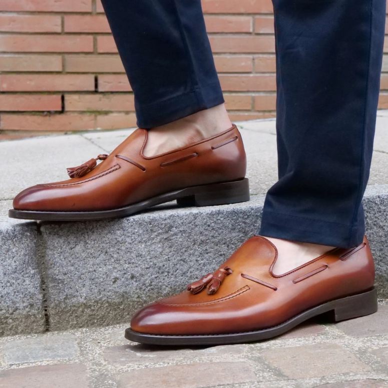 Henley Tassel Rich Chestnut